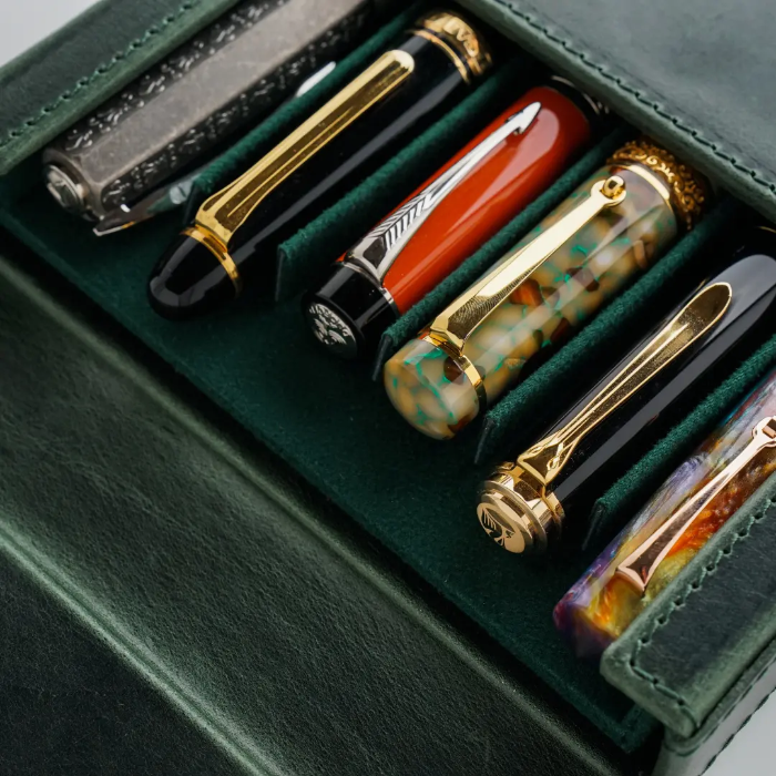 Galen Leather Magnum Opus皮革硬筆盒 綠色 六支裝 連可拆式筆盤