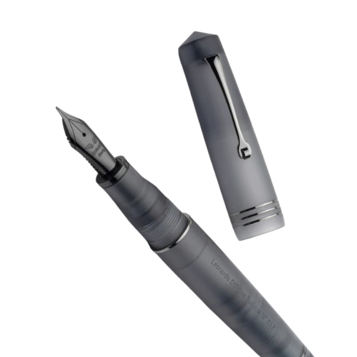 Leonardo Momento Zero Grande Pura BT Anthracite Gray Fountain Pen