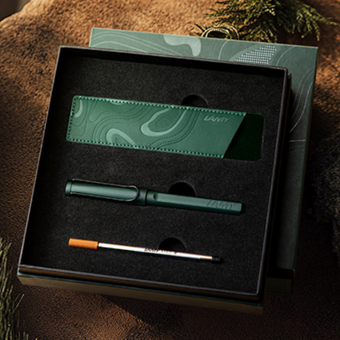 Lamy 凌美 Safari 狩獵系列 Matt Green 暗夜綠 鋼珠筆連皮套套裝 